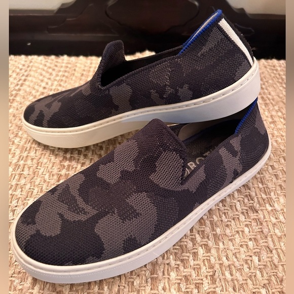 Rothy’s The Original Slip On Comfort Sneaker Women Size 6.5 Gray & Black Camo - Picture 2 of 9